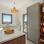 Sunrise Poem Estate - 16 People Capacity Villa