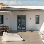 Villa Sunrise Poem Estate - 16 People Capacity *