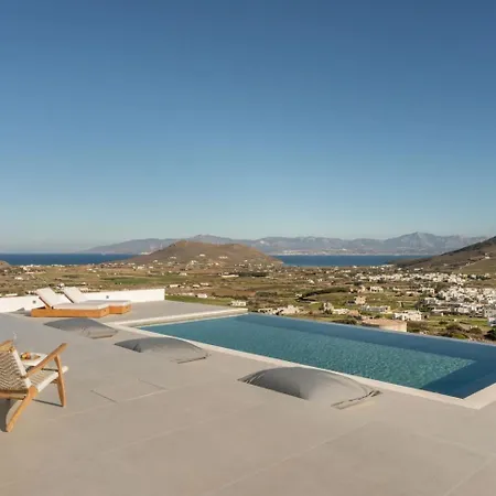 Villa Sunrise Poem Estate - 16 People Capacity *