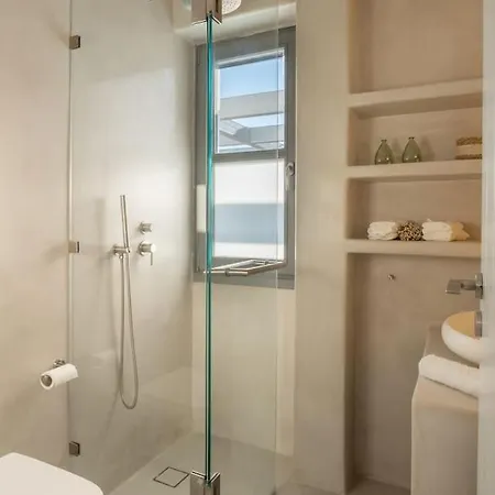 Villa Sunrise Poem Estate - 16 People Capacity