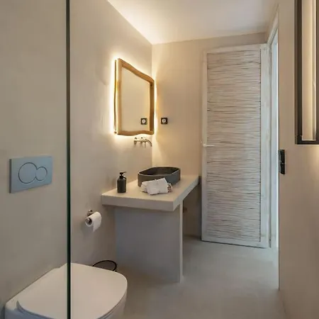 Villa Sunrise Poem Estate - 16 People Capacity Dhragoulas