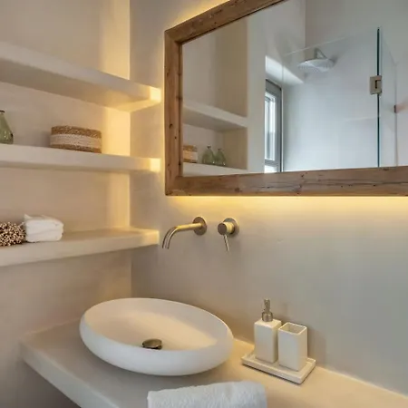 Sunrise Poem Estate - 16 People Capacity