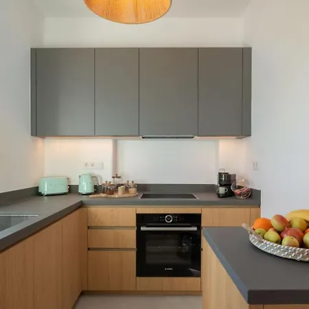 Sunrise Poem Estate - 16 People Capacity * Dhragoulas