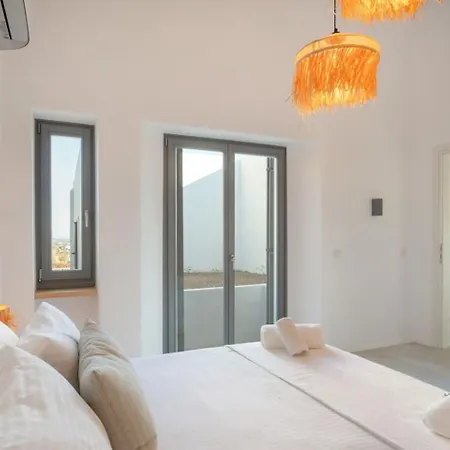 Villa Sunrise Poem Estate - 16 People Capacity Dhragoulas