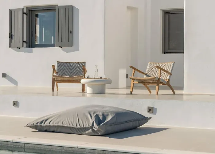 Sunrise Poem Estate - 16 People Capacity