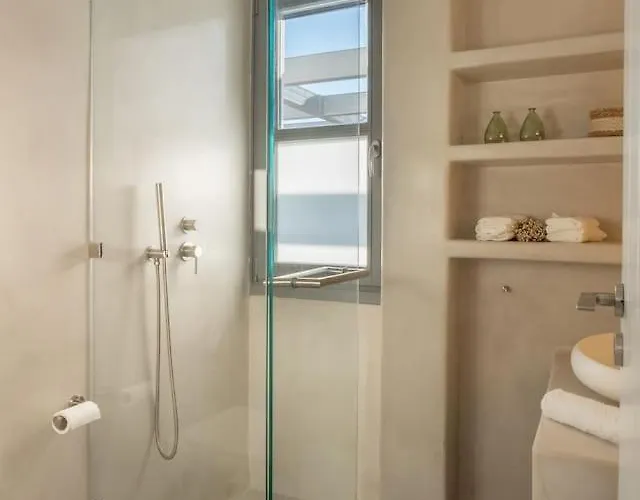 Villa Sunrise Poem Estate - 16 People Capacity