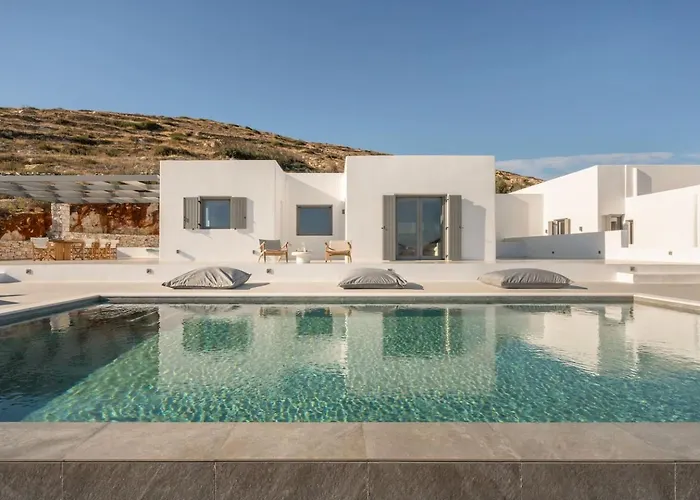 Villa Sunrise Poem Estate - 16 People Capacity Dhragoulas