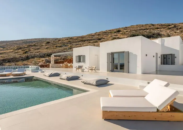 Villa Sunrise Poem Estate - 16 People Capacity