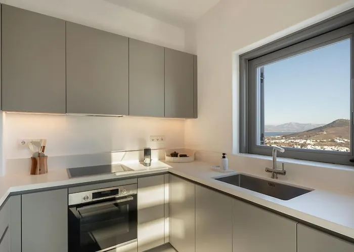 Sunrise Poem Estate - 16 People Capacity Villa Dhragoulas