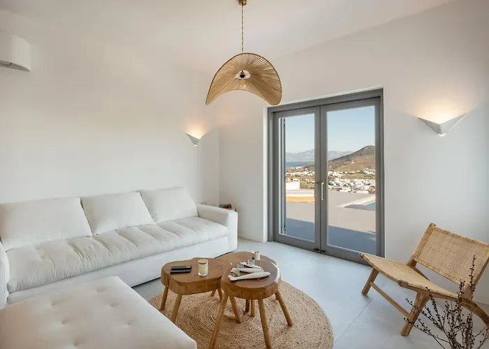 Sunrise Poem Estate - 16 People Capacity *