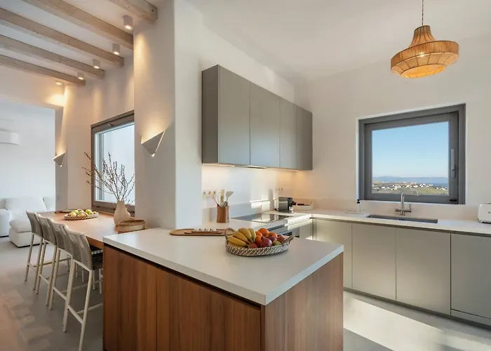 Sunrise Poem Estate - 16 People Capacity