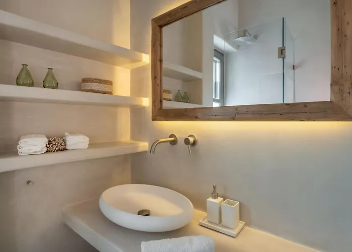 Sunrise Poem Estate - 16 People Capacity