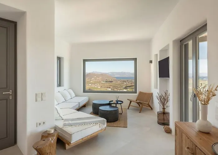 Sunrise Poem Estate - 16 People Capacity Villa *