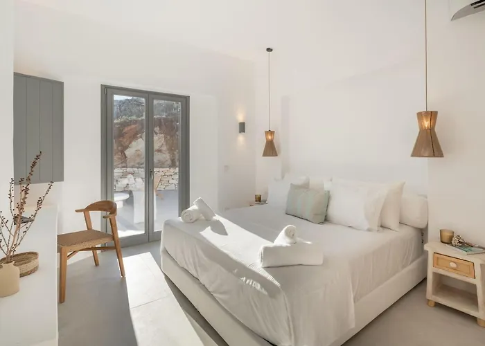 Sunrise Poem Estate - 16 People Capacity Villa Dhragoulas