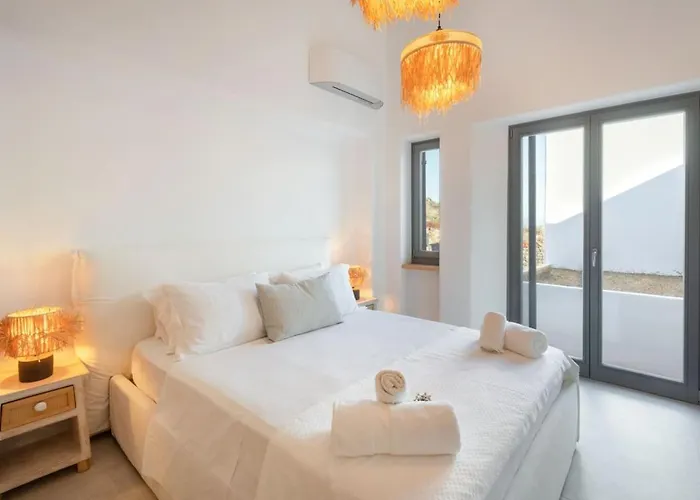 Sunrise Poem Estate - 16 People Capacity Villa *