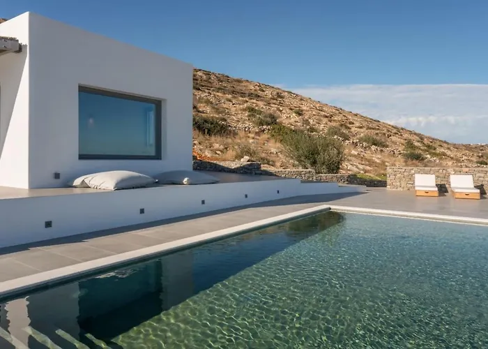 Villa Sunrise Poem Estate - 16 People Capacity Dhragoulas