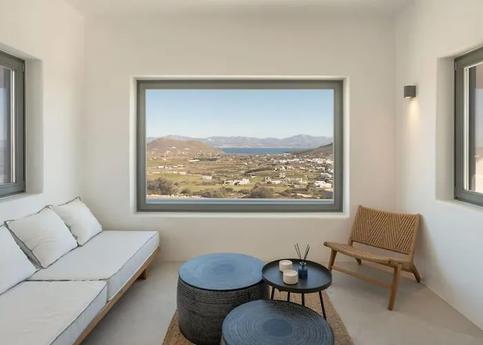 Villa Sunrise Poem Estate - 16 People Capacity