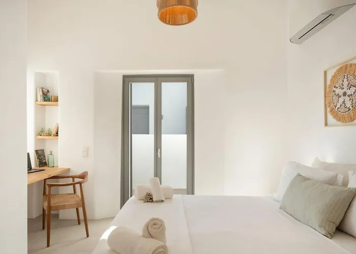 Sunrise Poem Estate - 16 People Capacity Villa *