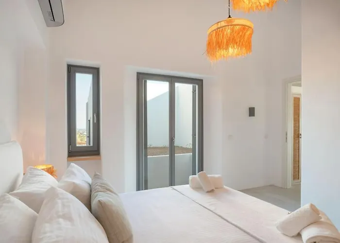 Villa Sunrise Poem Estate - 16 People Capacity Dhragoulas