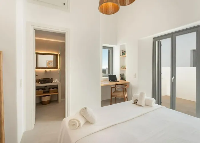 Villa Sunrise Poem Estate - 16 People Capacity